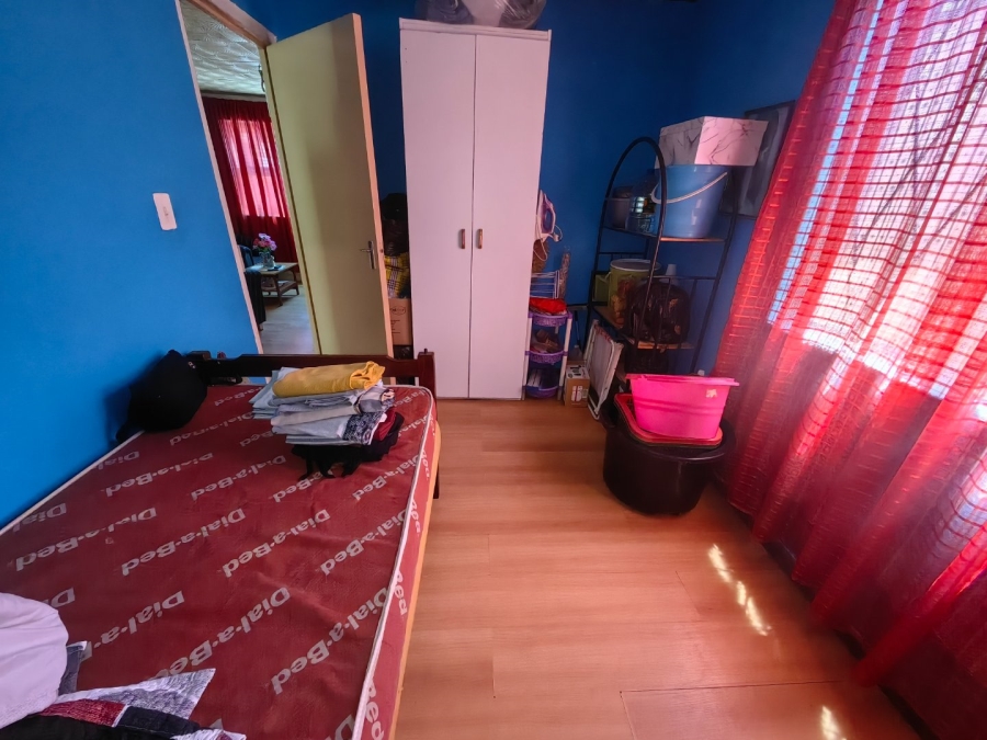 6 Bedroom Property for Sale in Roosendal Western Cape